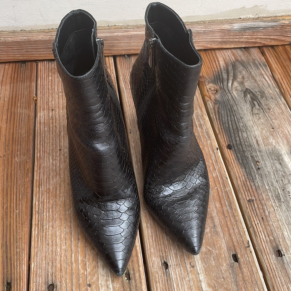 Michael Kors Snakeskin Ankle Boots Size 10M - Picture 6 of 15